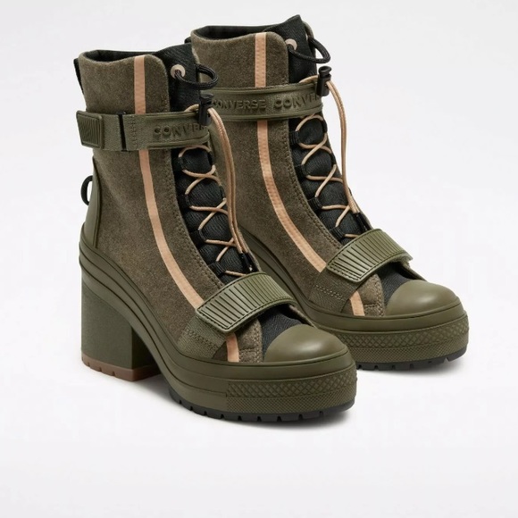 converse black heel boots
